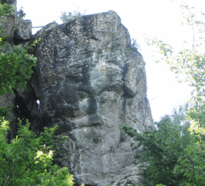 Il Volto megalitico di Borzone
